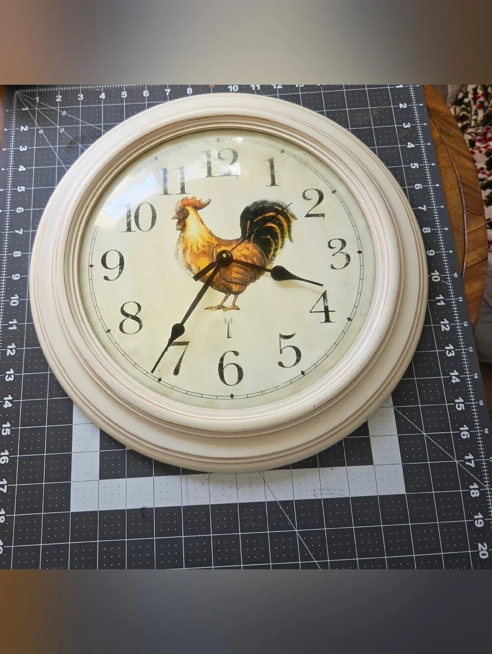 Rooster Atomic Wall Clock Radio Controlled Farmhouse Country Kitchen 16